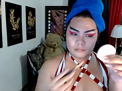 TSbrianaHugeCock online show from April 2026 02:08:01 PM