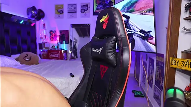 logan hugh8 online show from March 2026 01:11:02 AM