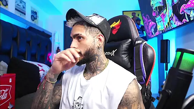 logan hugh8 online show from February 2026 02:50:01 PM