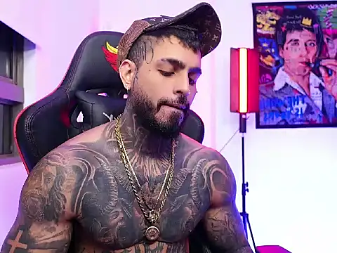 logan hugh8 online show from November 2025 05:33:02 AM