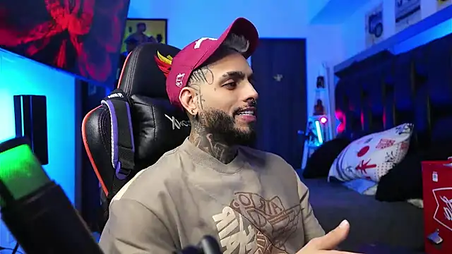 logan hugh8 online show from February 2026 09:16:01 AM