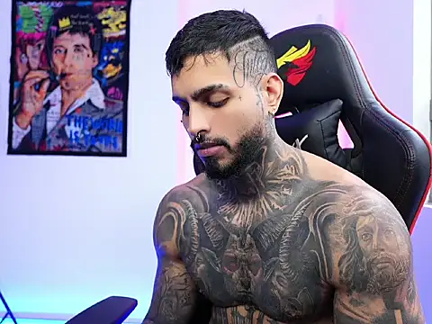 logan hugh8 online show from October 2025 09:46:01 PM