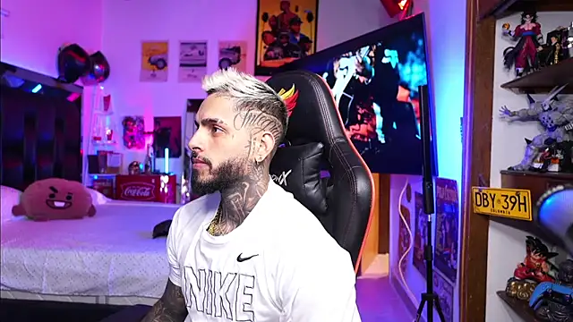 logan hugh8 online show from March 2026 04:38:02 AM