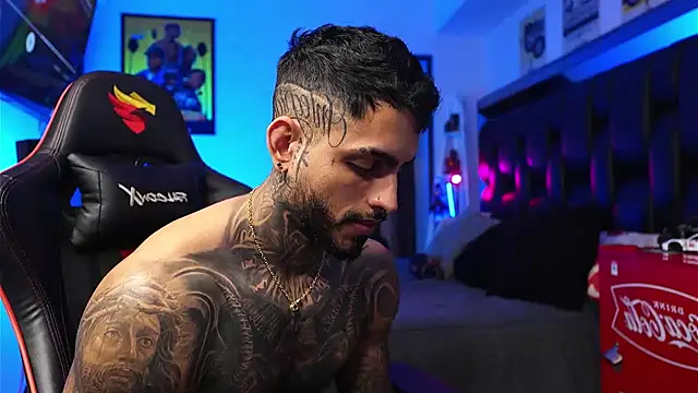 logan hugh8 online show from January 2026 04:27:02 AM