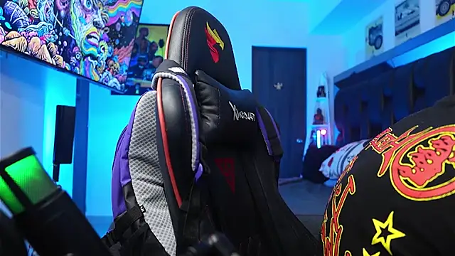 logan hugh8 online show from February 2026 02:44:02 AM