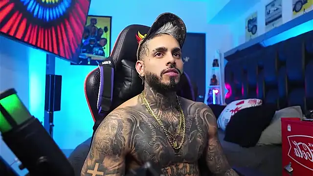 logan hugh8 online show from February 2026 03:28:01 AM