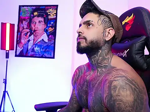 logan hugh8 online show from November 2025 06:38:02 AM