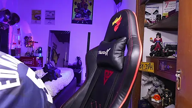 logan hugh8 online show from March 2026 10:35:02 AM