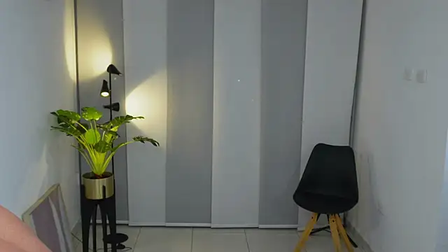 Timmyshy  online show from October 2025 12:44:02 AM