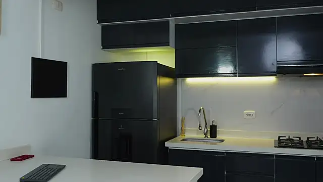 Timmyshy  online show from November 2025 10:13:02 PM