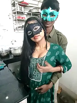 Snapshot of LOVE568 chatting on November 2025 04:49:01 AM LOVE568 online show from November 2025 04:49:01 AM