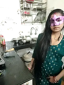 Snapshot of LOVE568 chatting on November 2025 05:55:02 AM LOVE568 online show from November 2025 05:55:02 AM