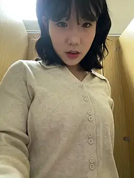 luluya1314 online show from April 2026 11:22:02 AM