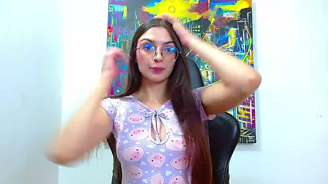 Lea Deluc online show from April 2026 08:43:01 PM