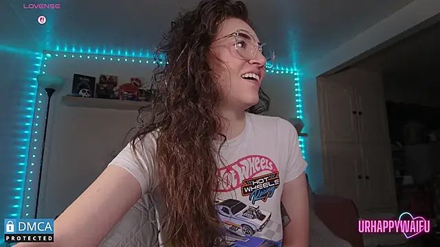 Snapshot of urhappywaifu chatting on September 2025 12:05:01 AM urhappywaifu online show from September 2025 12:05:01 AM