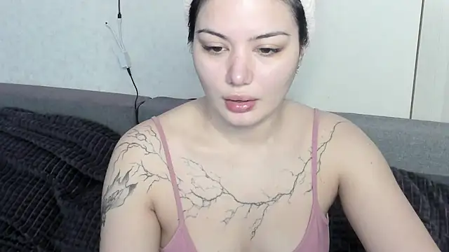 Dark Moni online show from May 2026 03:34:01 AM