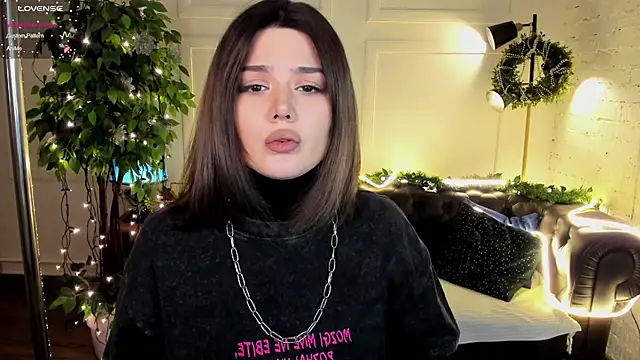 Dark Moni online show from December 2025 02:27:02 AM