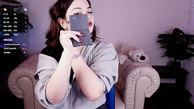 Dark Moni online show from February 2026 02:45:02 AM