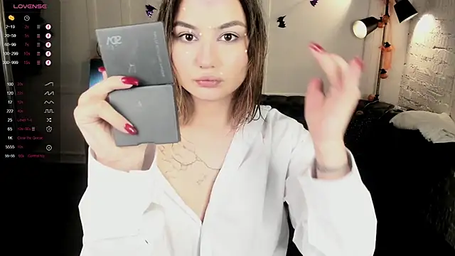 Dark Moni online show from October 2025 03:05:02 AM