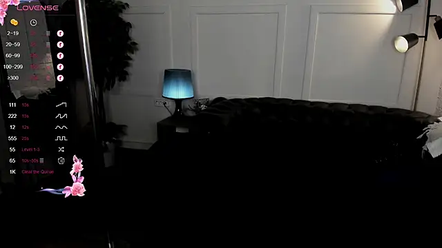 Dark Moni online show from November 2025 08:51:02 AM