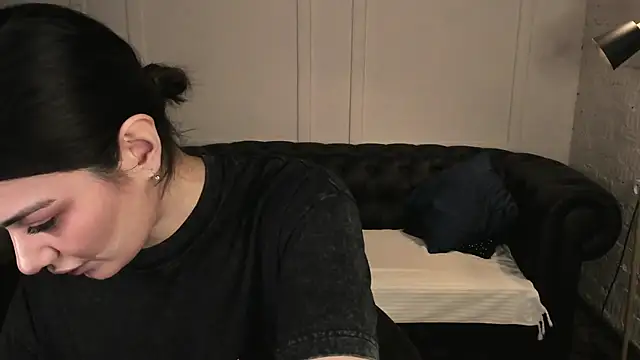 Dark Moni online show from March 2026 02:50:02 AM