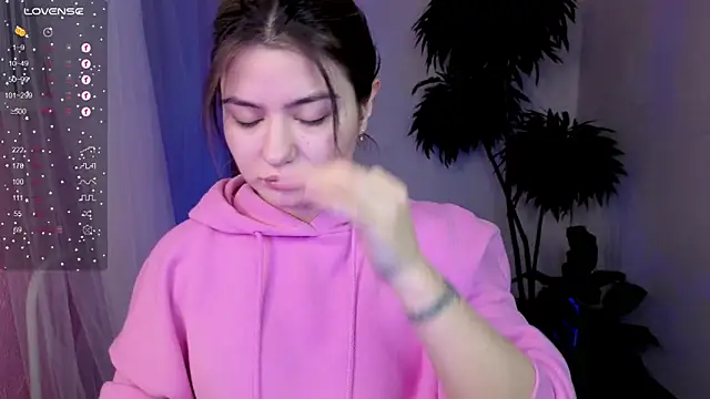 Dark Moni online show from November 2025 02:48:02 AM