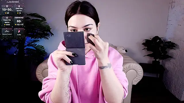 Dark Moni online show from March 2026 02:46:01 AM