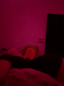 jenmarquez  online show from September 2025 10:32:02 AM