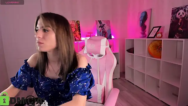 lasly moon online show from January 2026 12:04:01 AM