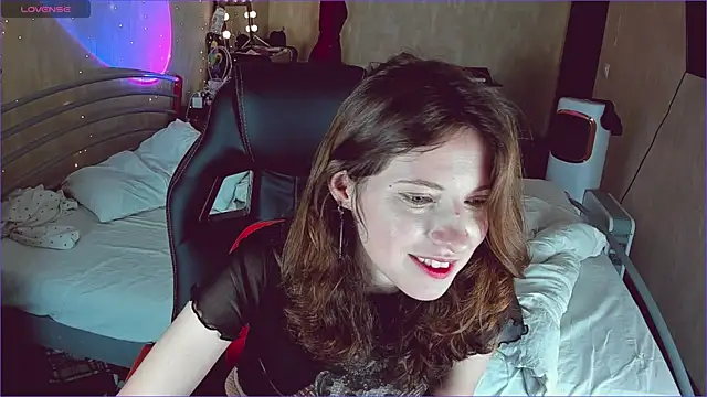 Snapshot of Agata_in_Wonderland chatting on September 2025 09:37:02 PM Agata in Wonderland online show from September 2025 09:37:02 PM