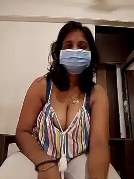 Love Foreverr12 online show from October 2025 07:05:02 AM