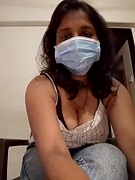 Love Foreverr12 online show from October 2025 06:55:01 AM