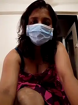 Love Foreverr12 online show from October 2025 05:52:02 AM