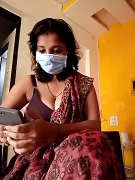 Love Foreverr12 online show from November 2025 06:25:01 AM