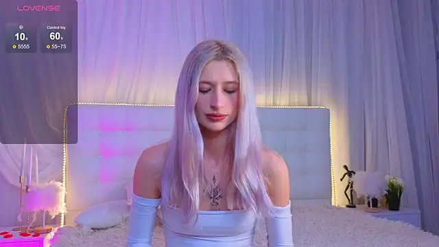 Snapshot of Monica_Leen chatting on February 2026 06:35:02 AM Monica Leen online show from February 2026 06:35:02 AM