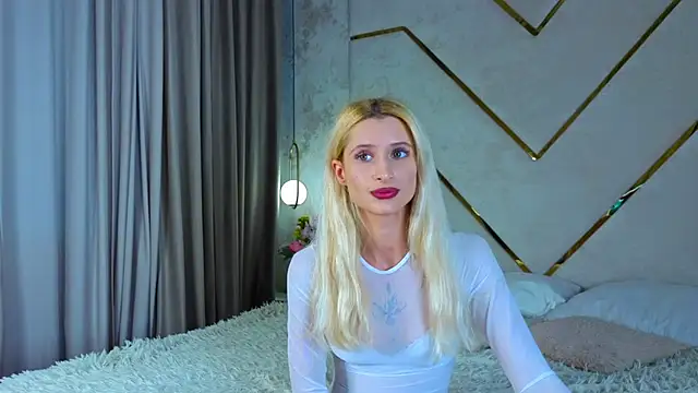 Snapshot of Monica_Leen chatting on October 2025 08:24:02 AM Monica Leen online show from October 2025 08:24:02 AM