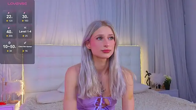 Snapshot of Monica_Leen chatting on February 2026 06:19:02 AM Monica Leen online show from February 2026 06:19:02 AM