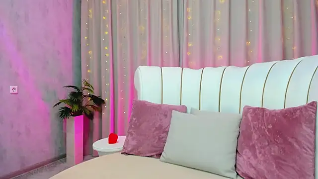  Sunpuddle online show from March 2026 01:15:01 AM