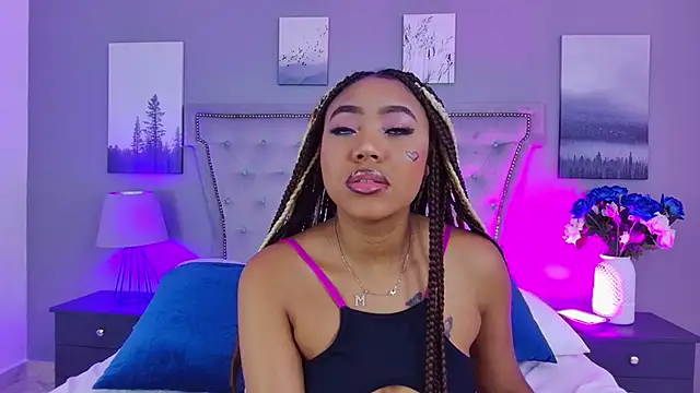 AngelaRoberts online show from November 2025 04:57:01 AM