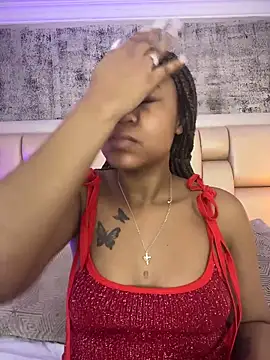 Snapshot of AngelaRoberts chatting on March 2026 08:27:02 PM AngelaRoberts online show from March 2026 08:27:02 PM