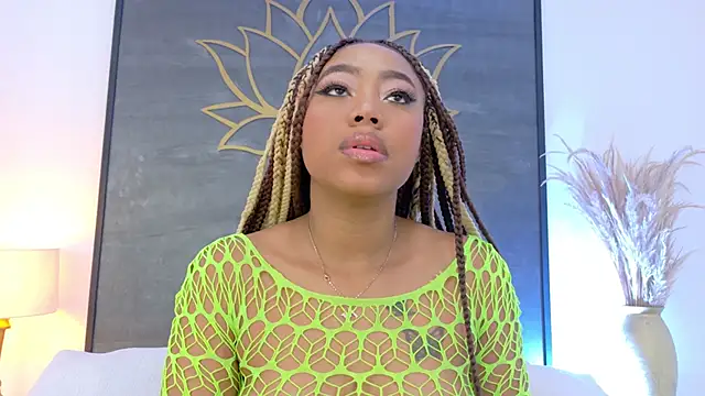 AngelaRoberts online show from November 2025 05:00:01 AM