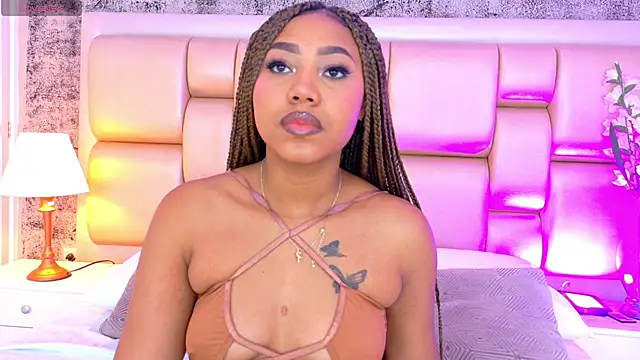 Snapshot of AngelaRoberts chatting on February 2026 08:53:02 PM AngelaRoberts online show from February 2026 08:53:02 PM