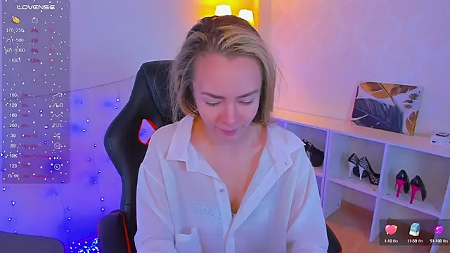 Snapshot of Little_Rockk chatting on September 2025 04:51:01 AM Little Rockk online show from September 2025 04:51:01 AM