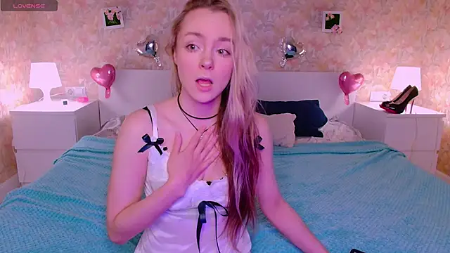 Snapshot of Little_Rockk chatting on June 2026 09:21:02 AM Little Rockk online show from June 2026 09:21:02 AM