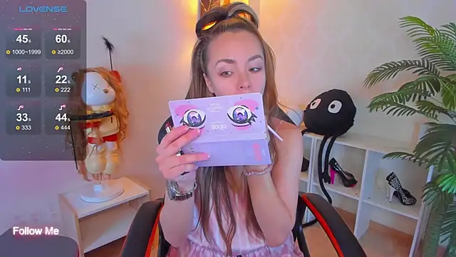 Snapshot of Little_Rockk chatting on October 2025 04:47:02 AM Little Rockk online show from October 2025 04:47:02 AM