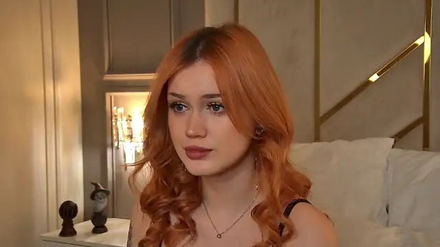 RemyFoxys online show from October 2025 07:41:02 AM