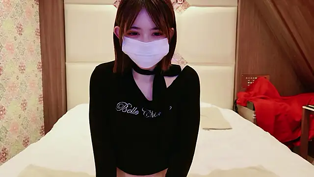 NANA chan 1 online show from October 2025 09:55:02 AM