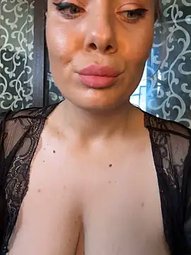 emmasweett11 online show from September 2025 10:44:01 AM