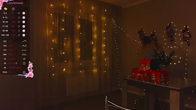 NyxaThorn online show from December 2025 02:41:01 PM