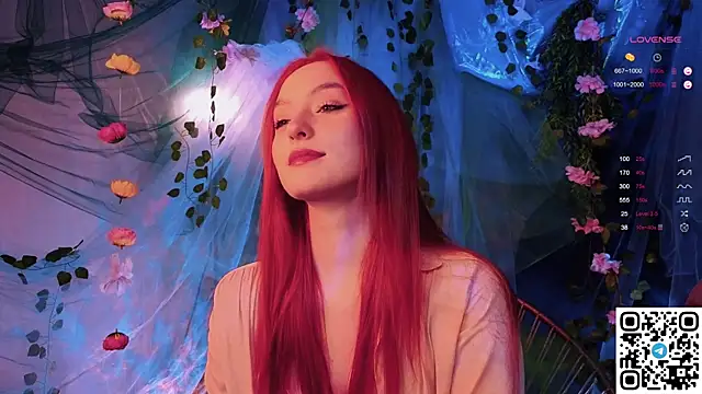 GildedKitten online show from December 2025 06:09:02 PM